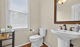 8105 Wycliffe Dr, Anderson Twp., OH 45244