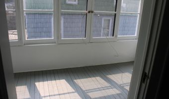 27 Trinity Pl, Amsterdam, NY 12010