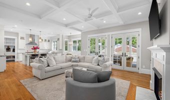 3403 JOHN MARSHALL Dr, Arlington, VA 22207