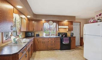 720 W Monroe St, Ainsworth, IA 52201