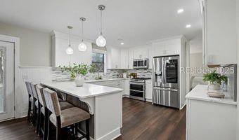 994 Dowlingwood Dr, Beaufort, SC 29902