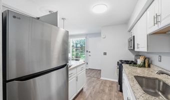 7561 SPRING LAKE Dr B2, Bethesda, MD 20817