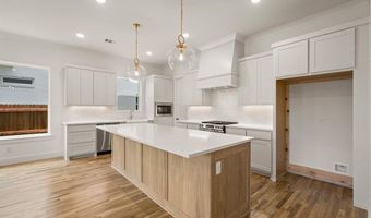 804 Mallard Dr, Aledo, TX 76008