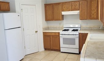 652 Holly St, Bullhead City, AZ 86442