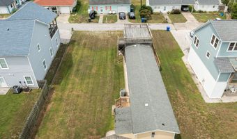 204 Winston Ave, Atlantic Beach, NC 28512
