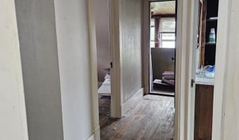 35 McClellan Ave, Amsterdam, NY 12010
