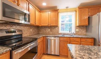 2 Country View Dr, Coventry, RI 02816