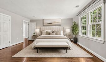 3802 IVANHOE Ln, Alexandria, VA 22310