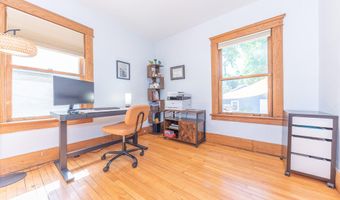 1123 W Huron St, Ann Arbor, MI 48103