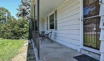 230 8th St, Adams, NE 68301