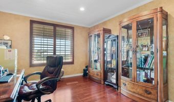 15718 Creek Hills Rd, El Cajon, CA 92021