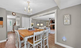 554 Lering Ct, Ballwin, MO 63011