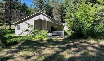 927 Bear Claw Rd, Clark Fork, ID 83811