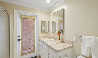 707 S Live Oak Park Rd, Fallbrook, CA 92028