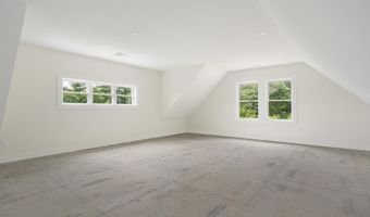 55 Indian Rock Rd, Bedford, NH 03110