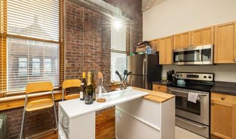 325 Lafayette St 1302, Bridgeport, CT 06604