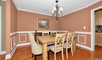 1420 Summerchase Ln, Albertville, AL 35951