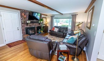 14 Briarwood Ln, Amherst, NH 03031