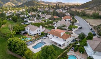 29504 Woodbrook Dr, Agoura Hills, CA 91301
