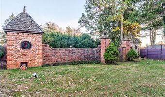 1670 Church St, Appomattox, VA 24522
