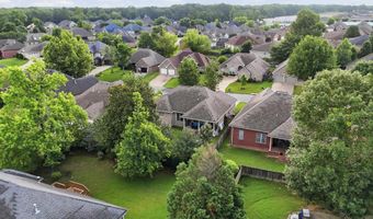 7426 Peach Blossom Dr, Benton, AR 72019