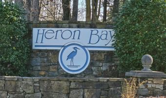 137 Heron Bay Dr, Badin Lake, NC 28127