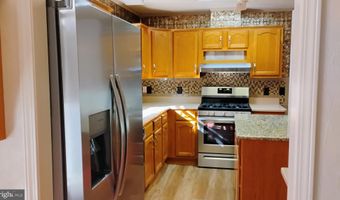 518 WEAVER Dr 518, Dover, DE 19901