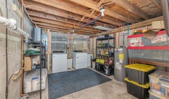 1 Robins Ter, Alloway, NJ 07422