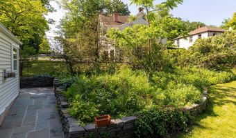 950 BRADFIELD Rd, Abington, PA 19001