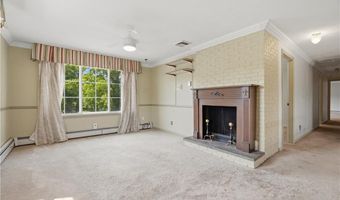 16 Old Simmonsville Rd, Johnston, RI 02919