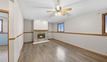 1901 5th St SW, Altoona, IA 50009