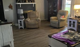 903 N Boulevard Dr, Amory, MS 38821
