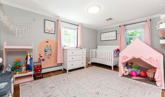 26 Sharon Pkwy, North Smithfield, RI 02896