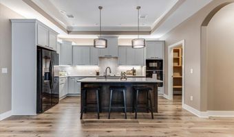7726 E Turquoise, Bel Aire, KS 67226