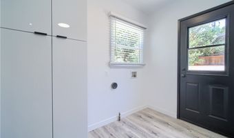 6160 Shoshone Ave, Encino, CA 91316