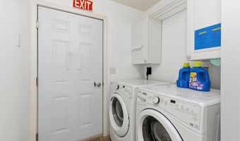 14 Fox Hollow Dr, Auburn, ME 04210