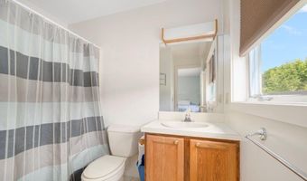 10 Heather Ln, Hopkinton, RI 02832