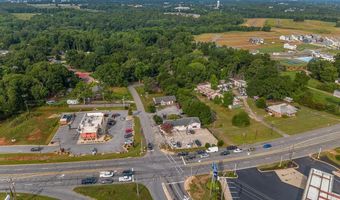 1501 B Boiling Springs Rd, Boiling Springs, SC 29316