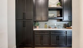 9400 Millstone Ct, Arcadia, OK 73007