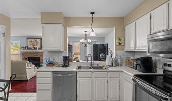 134 Holloway Rd, Ballwin, MO 63011