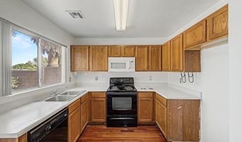 1830 N CENTER Ave, Casa Grande, AZ 85122