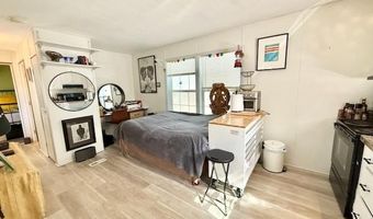 521 Forest Park, Middletown, RI 02842