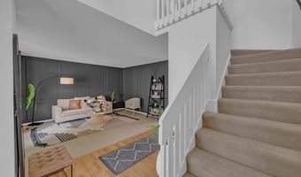 1001 9th Avenue Pl SE, Altoona, IA 50009
