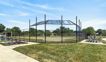 1000 Timberwood Ln, Algonquin, IL 60102