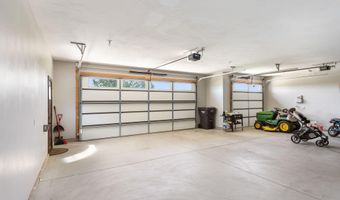 6181 Molli Dr, Allendale, MI 49401