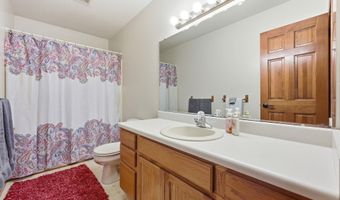 108 Gates Cv, Auburn, IN 46706