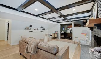 6093 Tremont Blvd, Bargersville, IN 46106