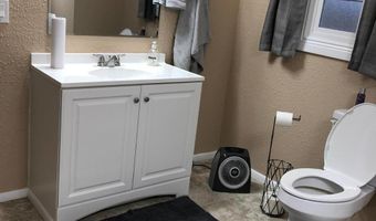 412 Grove St NE, Albuquerque, NM 87108