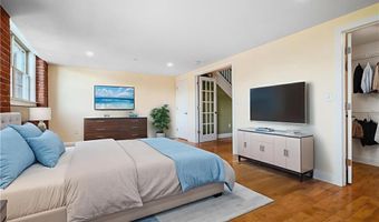 1 Tupperware Dr 231, North Smithfield, RI 02896