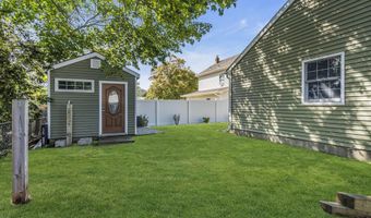 65 Shell St, Beachwood, NJ 08722